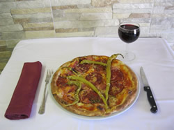 Pizza essen in Sauerlach